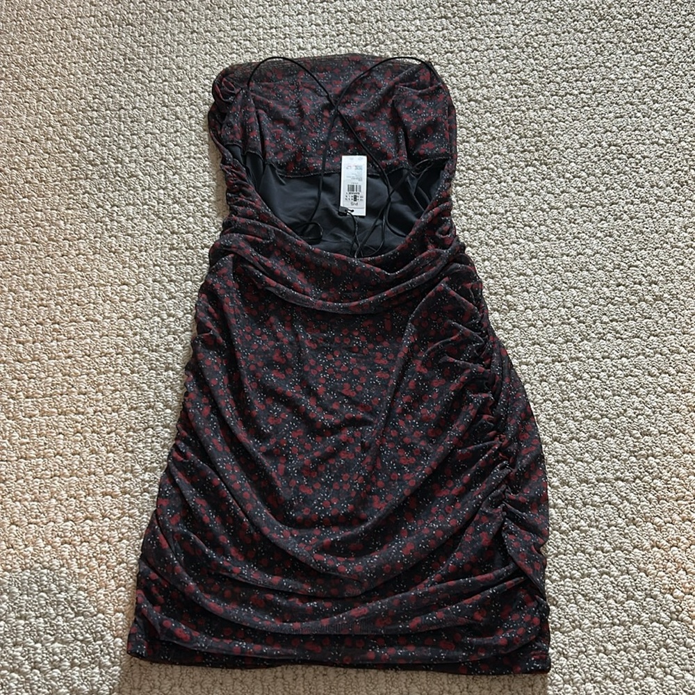 Garage Ruched Dress - Picture 5 of 9